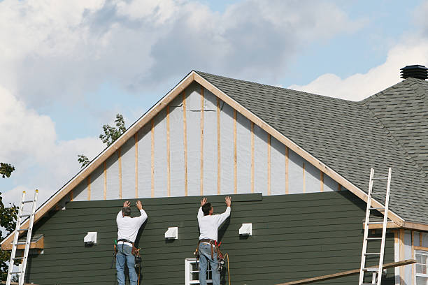 Professional Emergency Siding Repair technician working in Magnolia, OH